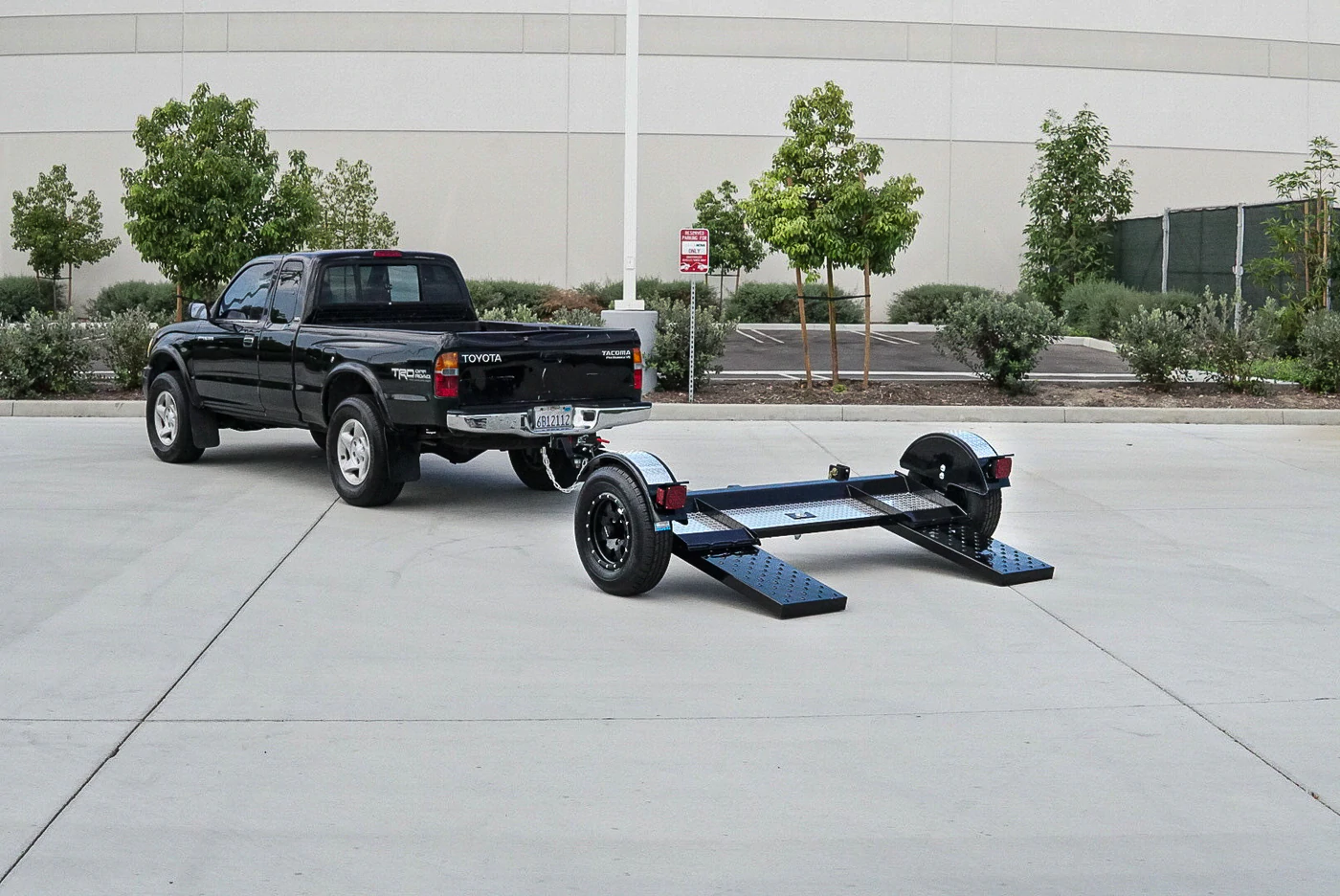 Tow Dolly Service